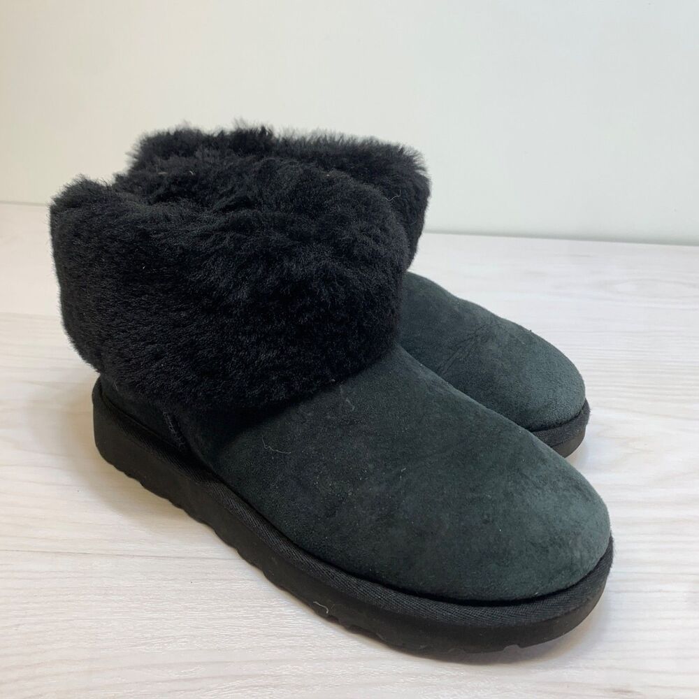 UGG Classic Mini Fluff Genuine Shearling Bootie Black Short Boots Size 6 1106757